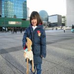 Siam et son lapinou (sur la Défense)