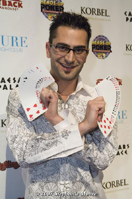 Antonio Esfandiari